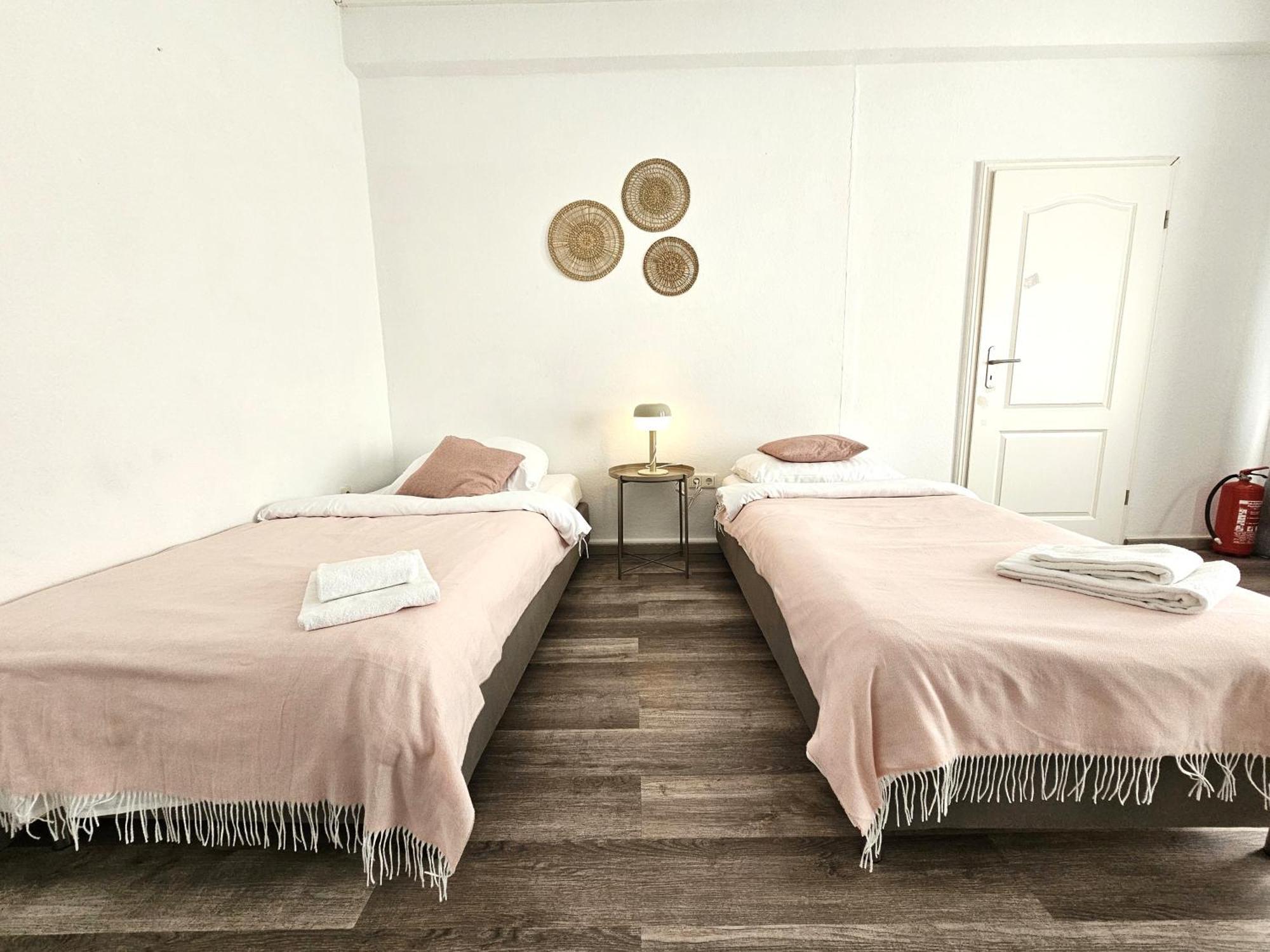 Spacious House دوسلدورف الغرفة الصورة